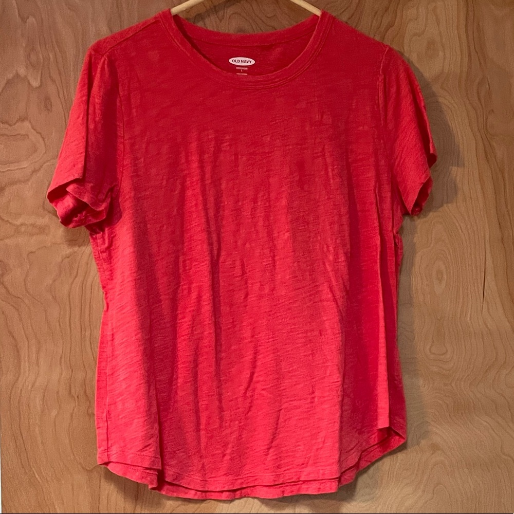 Old Navy T-shirt